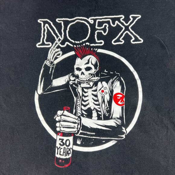 NOFX Punk Rock Band 30th Anniversary Shirt Fits Large Black Graphic Tee Tag XL - Picture 2 of 13